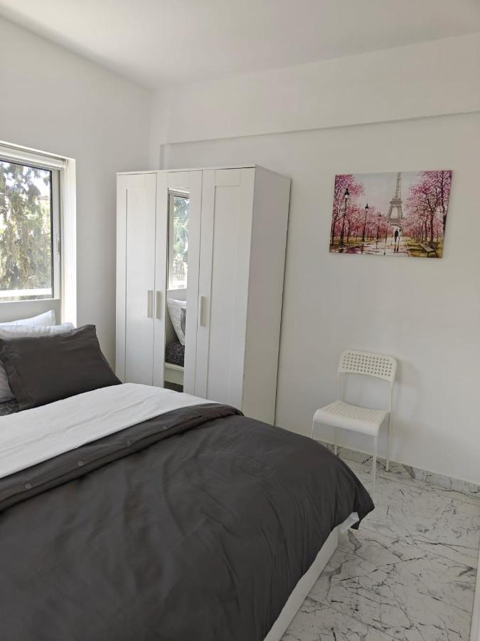 Amalia Residences Никозия Екстериор снимка