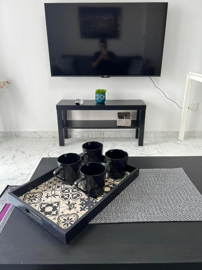 Amalia Residences Никозия Екстериор снимка